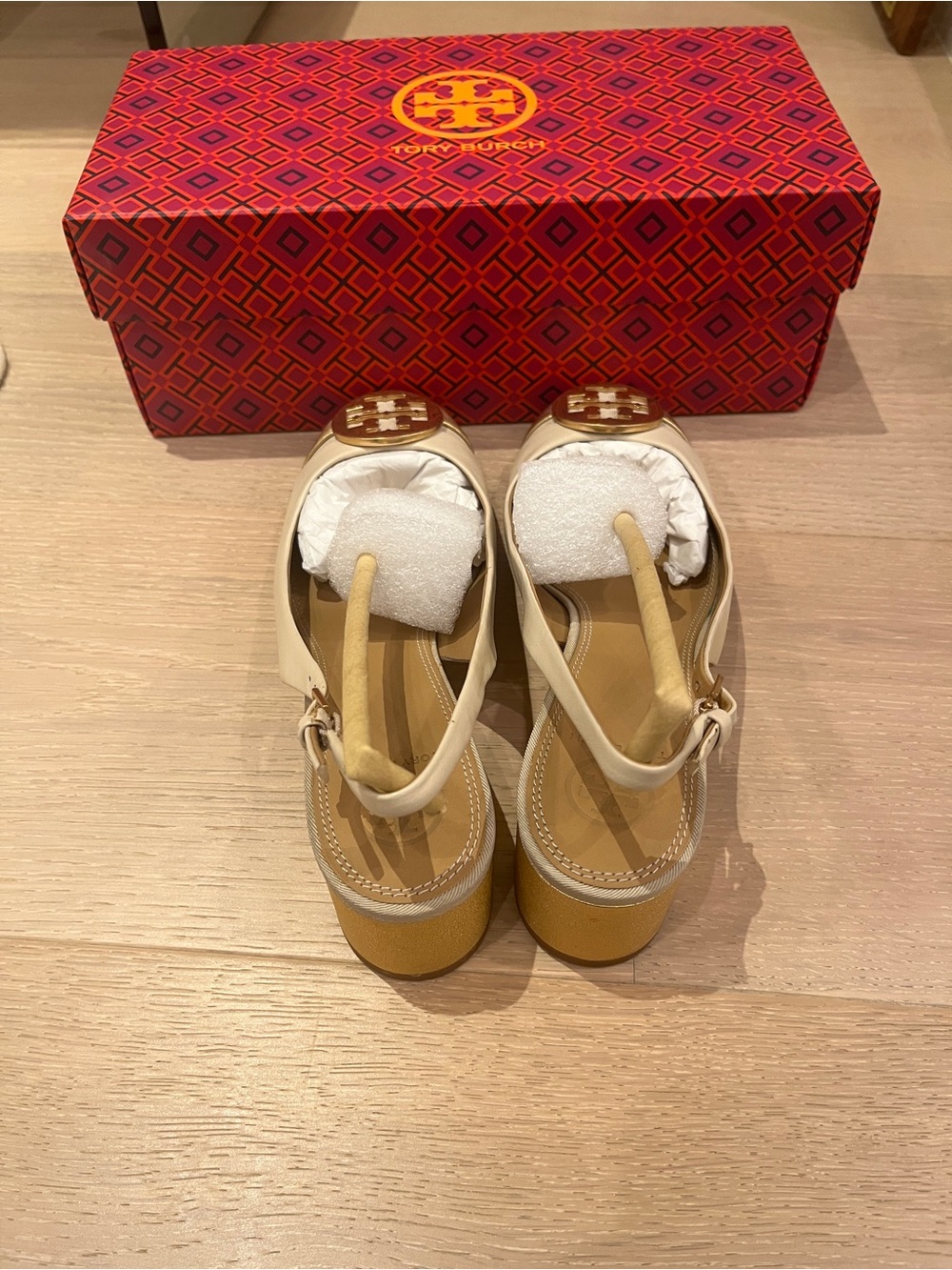 Tory Burch Gold tone Slingback Heal - Picture 3 of 5
